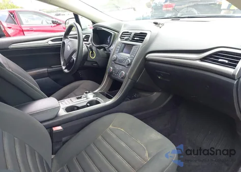 2018 Ford Fusion Hybrid Se z USA, uszkodzony, nr VIN 3FA6P0LUXJR233900